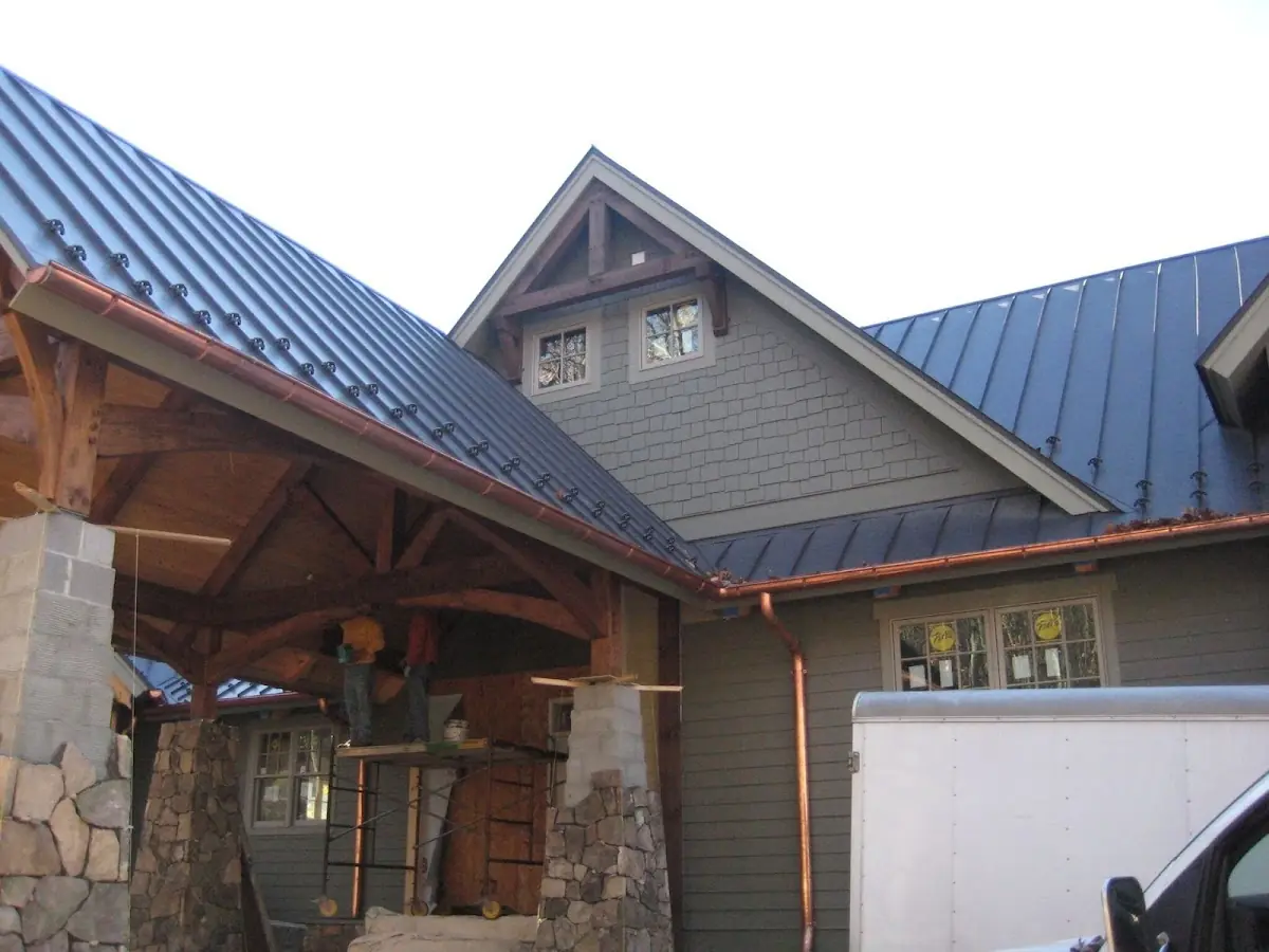 Craftsman Roofing team delivering quality roofing work in Roselle